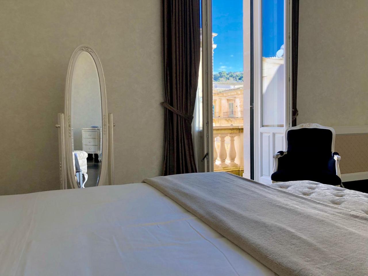 Palazzo Favacchio - Patane Hotel Scicli Exterior photo